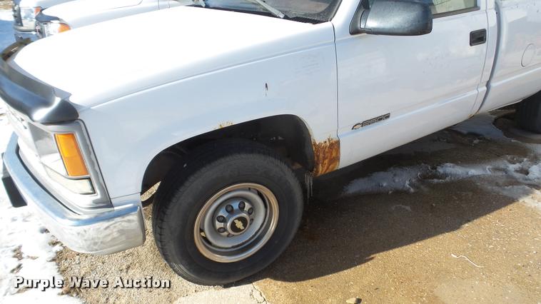 image for item DB5409 1999 Chevrolet 2500 pickup truck