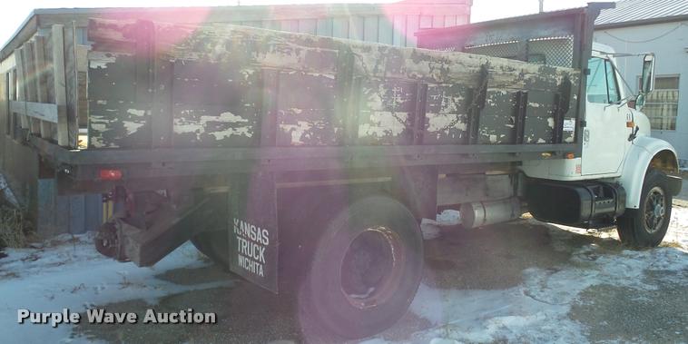 image for item DB5411 1992 International 4900 dump truck