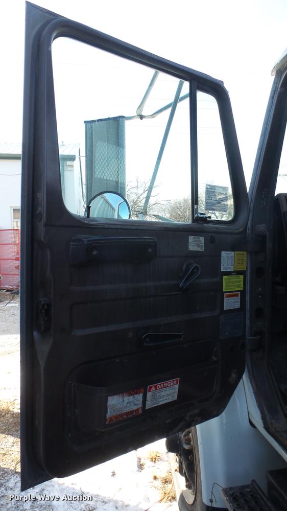 image for item DB5411 1992 International 4900 dump truck