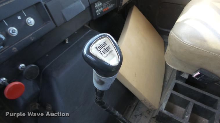 image for item DB5411 1992 International 4900 dump truck