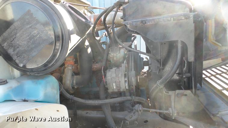 image for item DB5411 1992 International 4900 dump truck