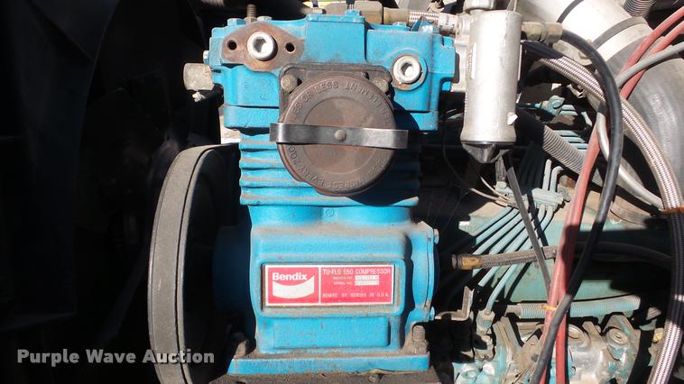 image for item DB5411 1992 International 4900 dump truck