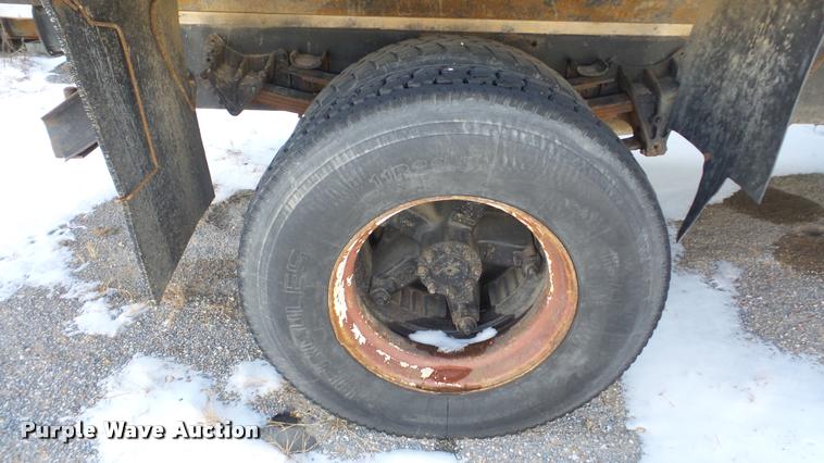 image for item DB5411 1992 International 4900 dump truck