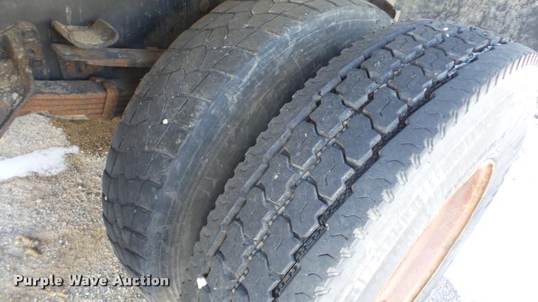 image for item DB5411 1992 International 4900 dump truck