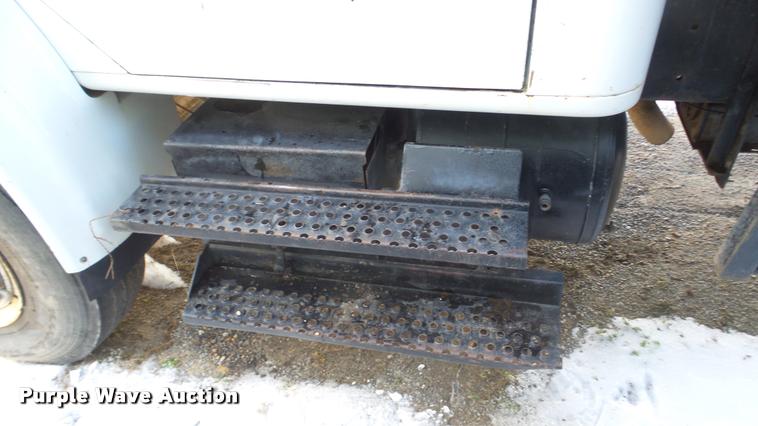 image for item DB5411 1992 International 4900 dump truck