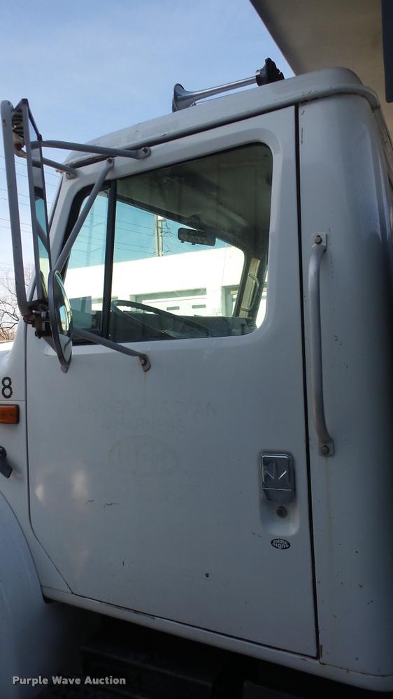 image for item DB5411 1992 International 4900 dump truck