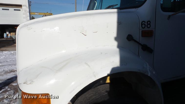 image for item DB5411 1992 International 4900 dump truck