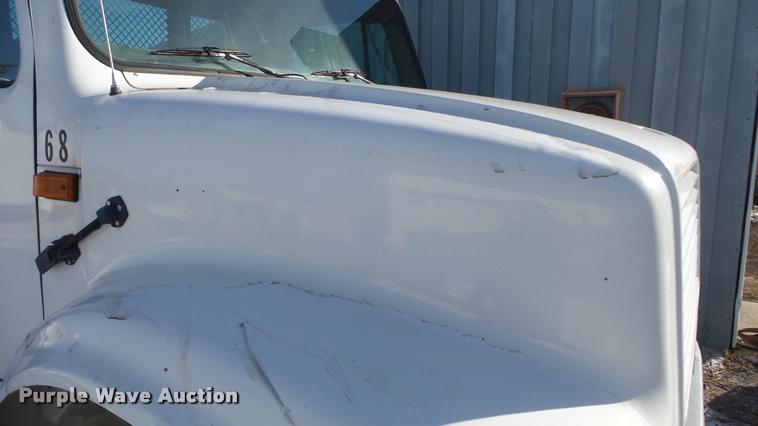 image for item DB5411 1992 International 4900 dump truck