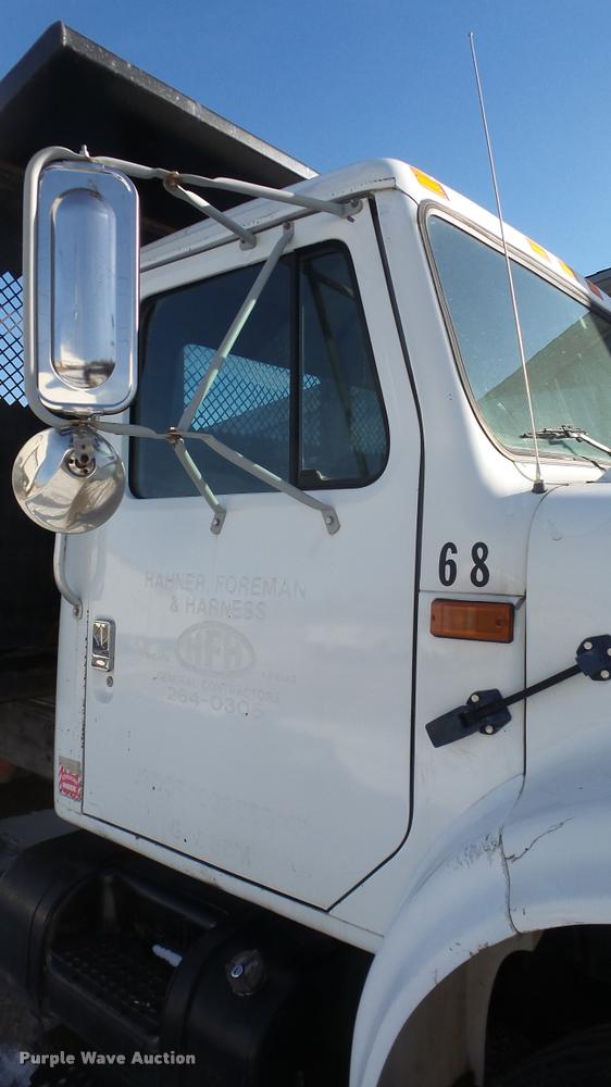 image for item DB5411 1992 International 4900 dump truck