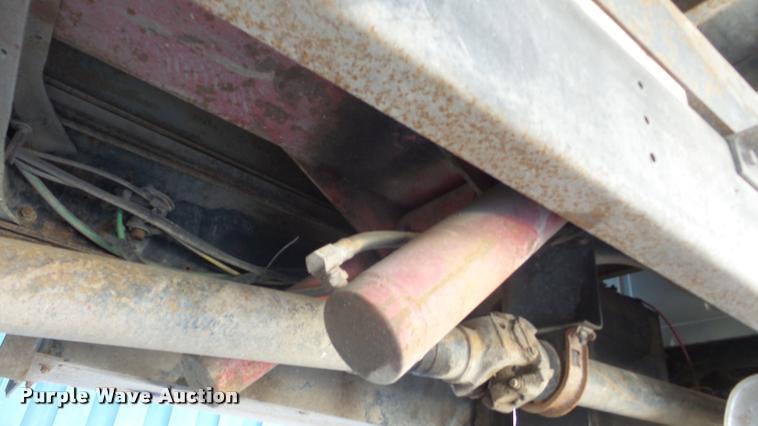 image for item DB5411 1992 International 4900 dump truck