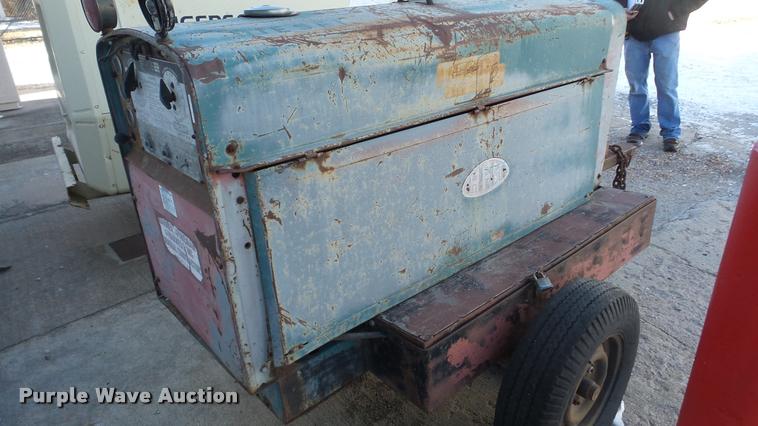 image for item DB5412 Lincoln Shield-Arc SA-250 arc welder