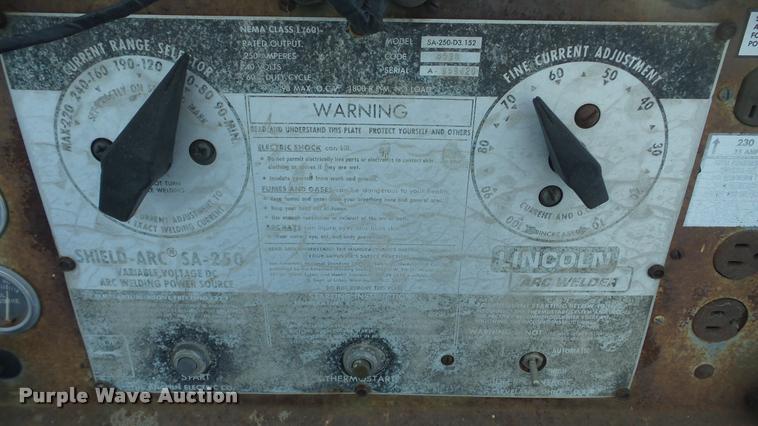 image for item DB5412 Lincoln Shield-Arc SA-250 arc welder