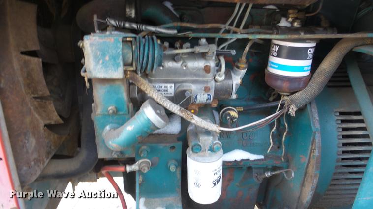 image for item DB5412 Lincoln Shield-Arc SA-250 arc welder