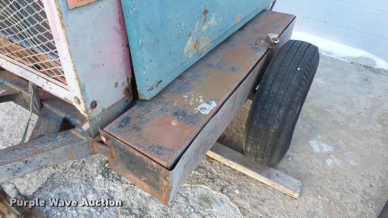 image for item DB5412 Lincoln Shield-Arc SA-250 arc welder