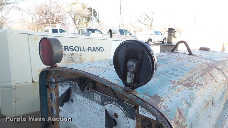 image for item DB5412 Lincoln Shield-Arc SA-250 arc welder