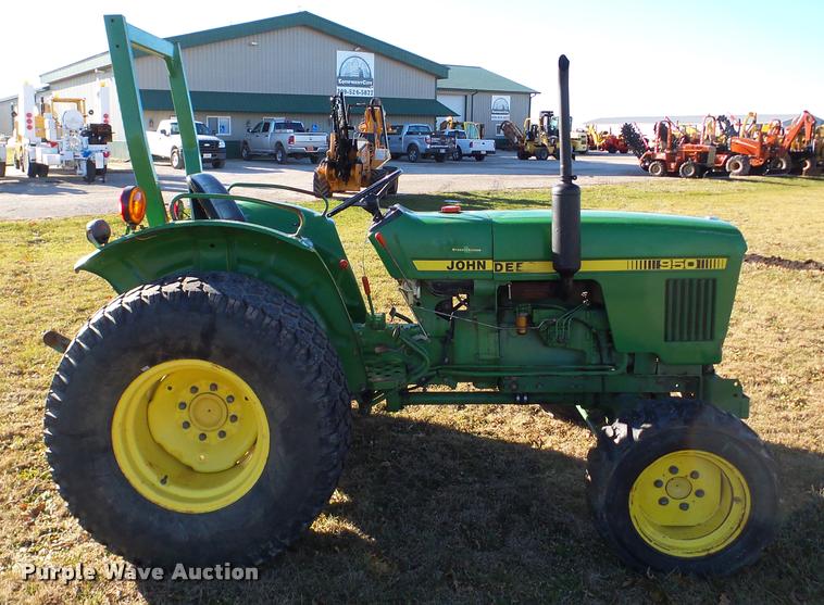 image for item DB5416 John Deere 950 MFWD tractor