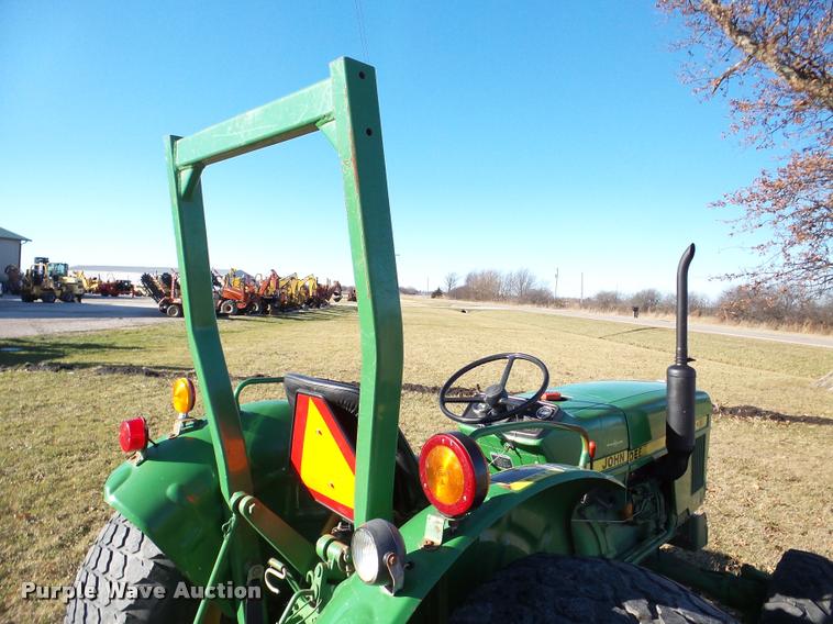 image for item DB5416 John Deere 950 MFWD tractor