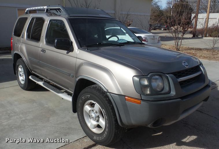 image for item DF9233 2003 Nissan Xterra SUV