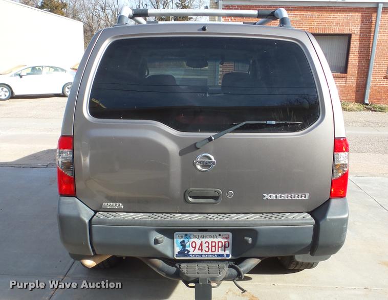 image for item DF9233 2003 Nissan Xterra SUV