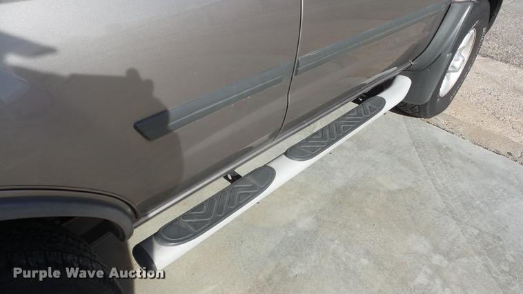 image for item DF9233 2003 Nissan Xterra SUV