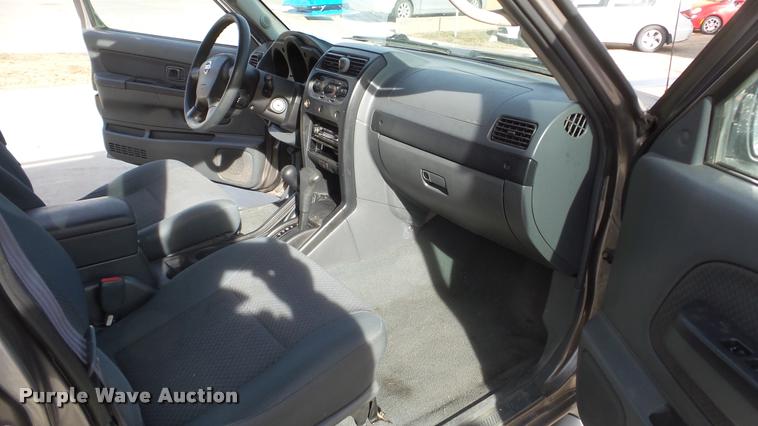 image for item DF9233 2003 Nissan Xterra SUV