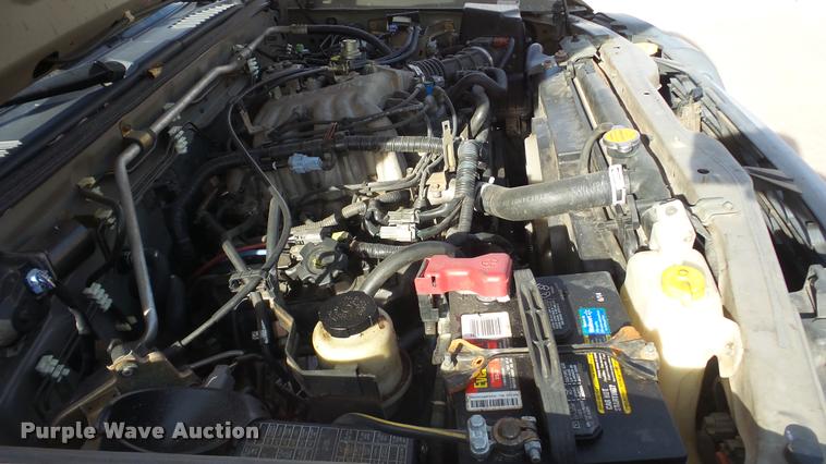 image for item DF9233 2003 Nissan Xterra SUV