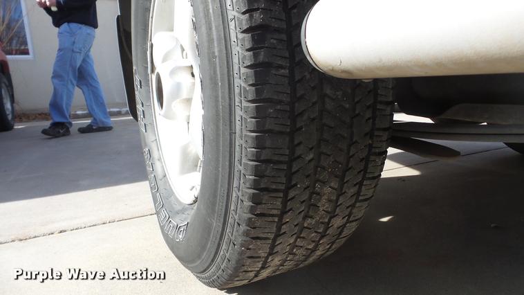 image for item DF9233 2003 Nissan Xterra SUV