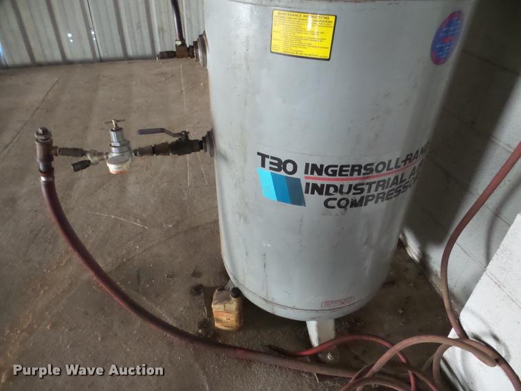 image for item DF9537 Ingersoll Rand T30 air compressor