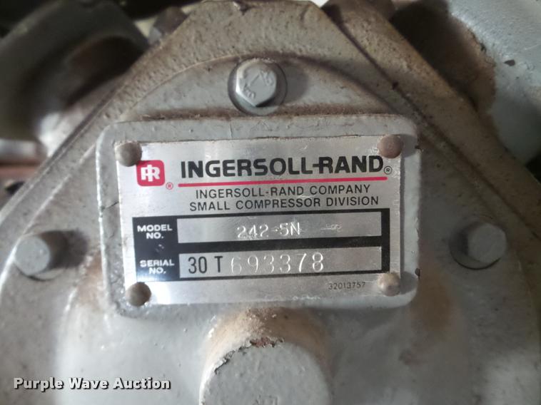 image for item DF9537 Ingersoll Rand T30 air compressor