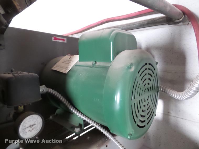 image for item DF9537 Ingersoll Rand T30 air compressor