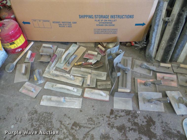 image for item DF9550 Concrete finishing tools