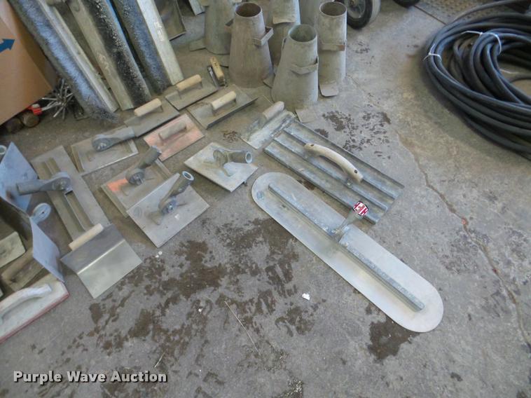 image for item DF9550 Concrete finishing tools