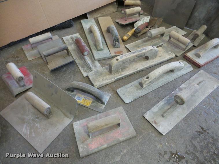 image for item DF9550 Concrete finishing tools