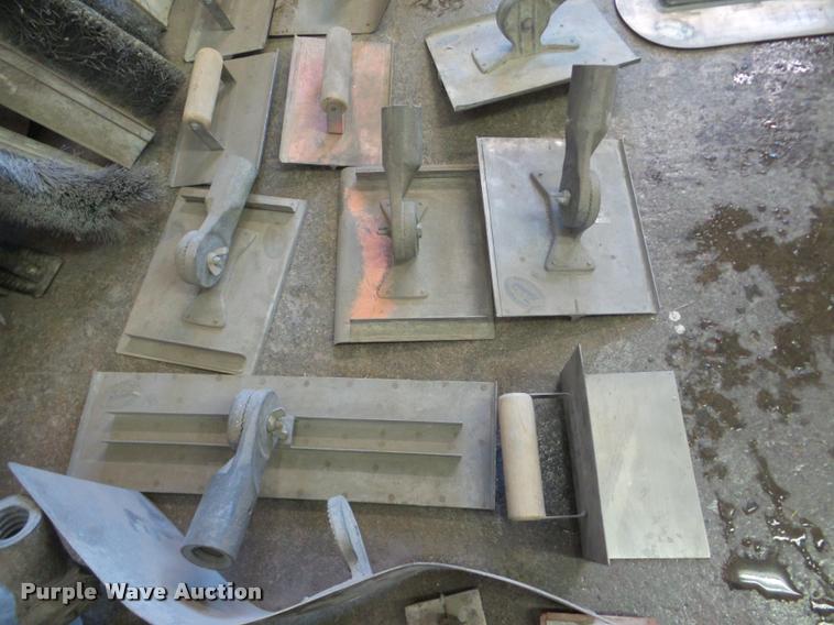 image for item DF9550 Concrete finishing tools