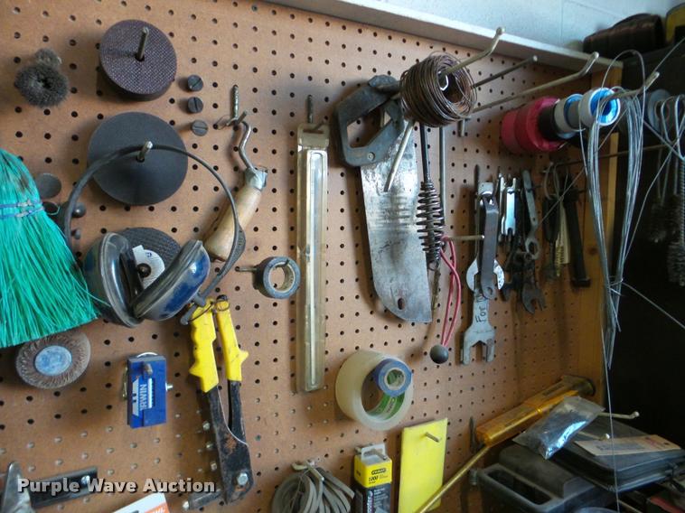 image for item DF9565 Tools