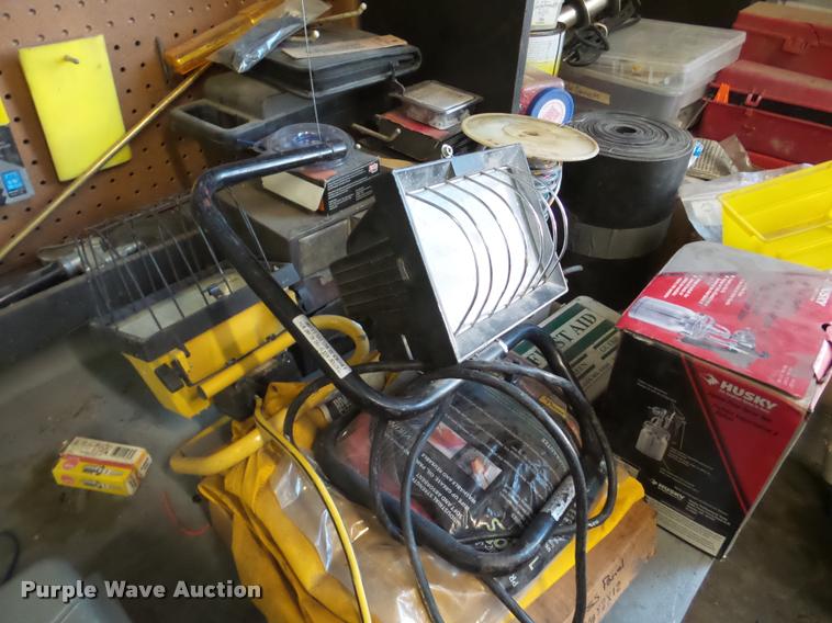 image for item DF9565 Tools