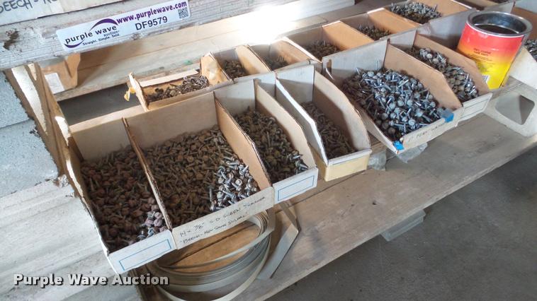 image for item DF9579 Hardware