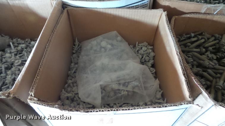 image for item DF9579 Hardware