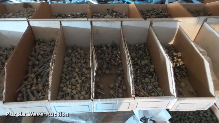 image for item DF9579 Hardware