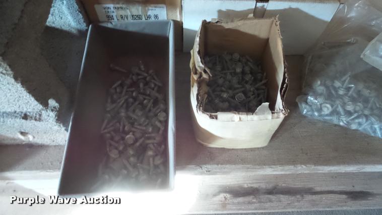 image for item DF9579 Hardware