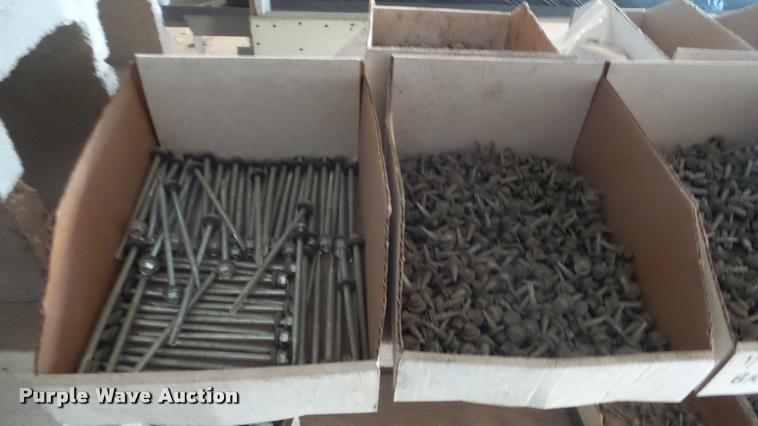 image for item DF9579 Hardware