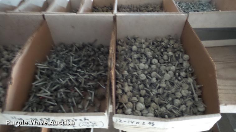 image for item DF9579 Hardware