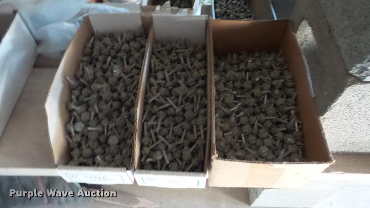 image for item DF9579 Hardware