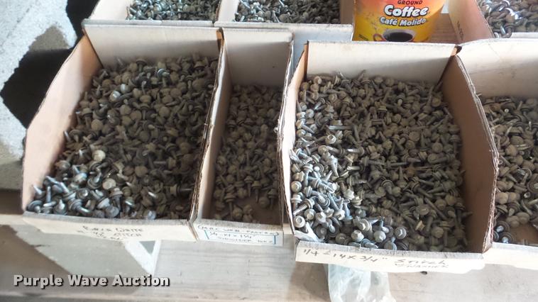 image for item DF9579 Hardware