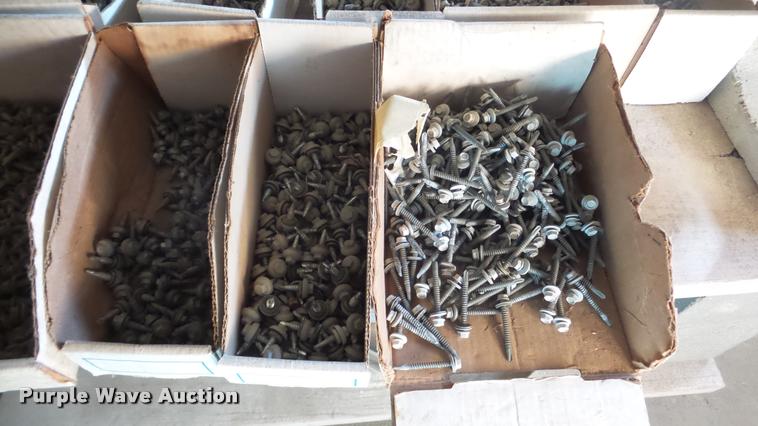 image for item DF9579 Hardware