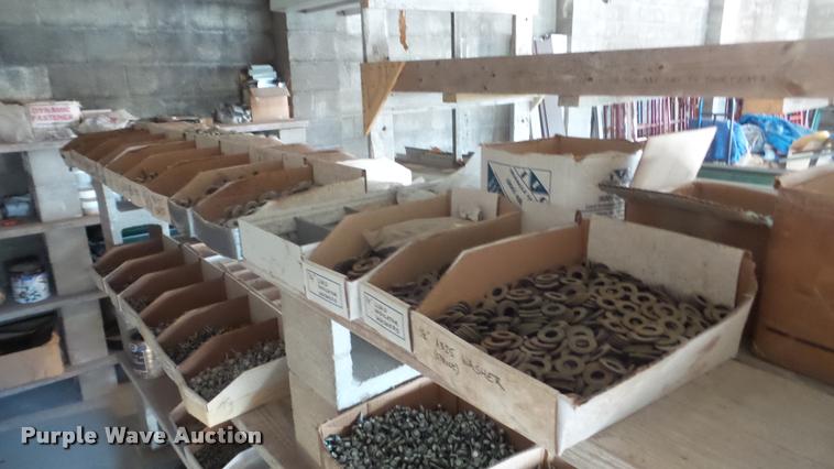 image for item DF9579 Hardware