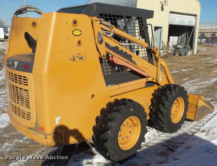 image for item DF9583 2005 Case 450 skid steer
