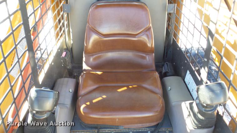 image for item DF9583 2005 Case 450 skid steer