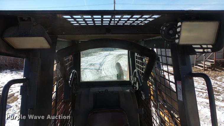 image for item DF9583 2005 Case 450 skid steer