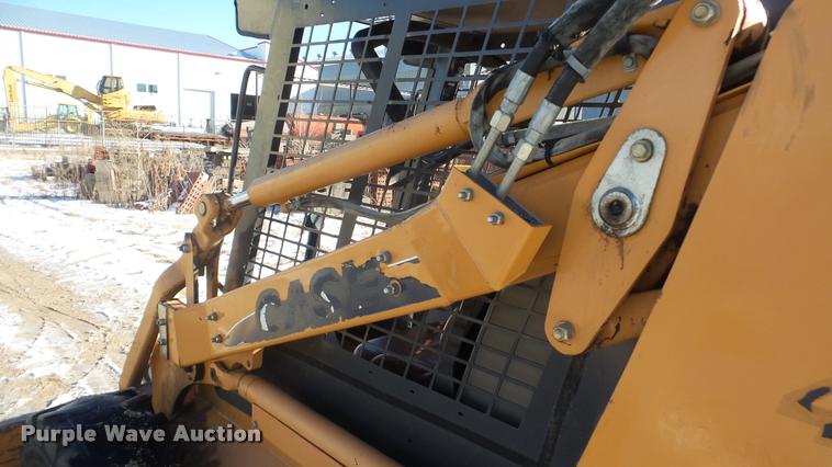 image for item DF9583 2005 Case 450 skid steer
